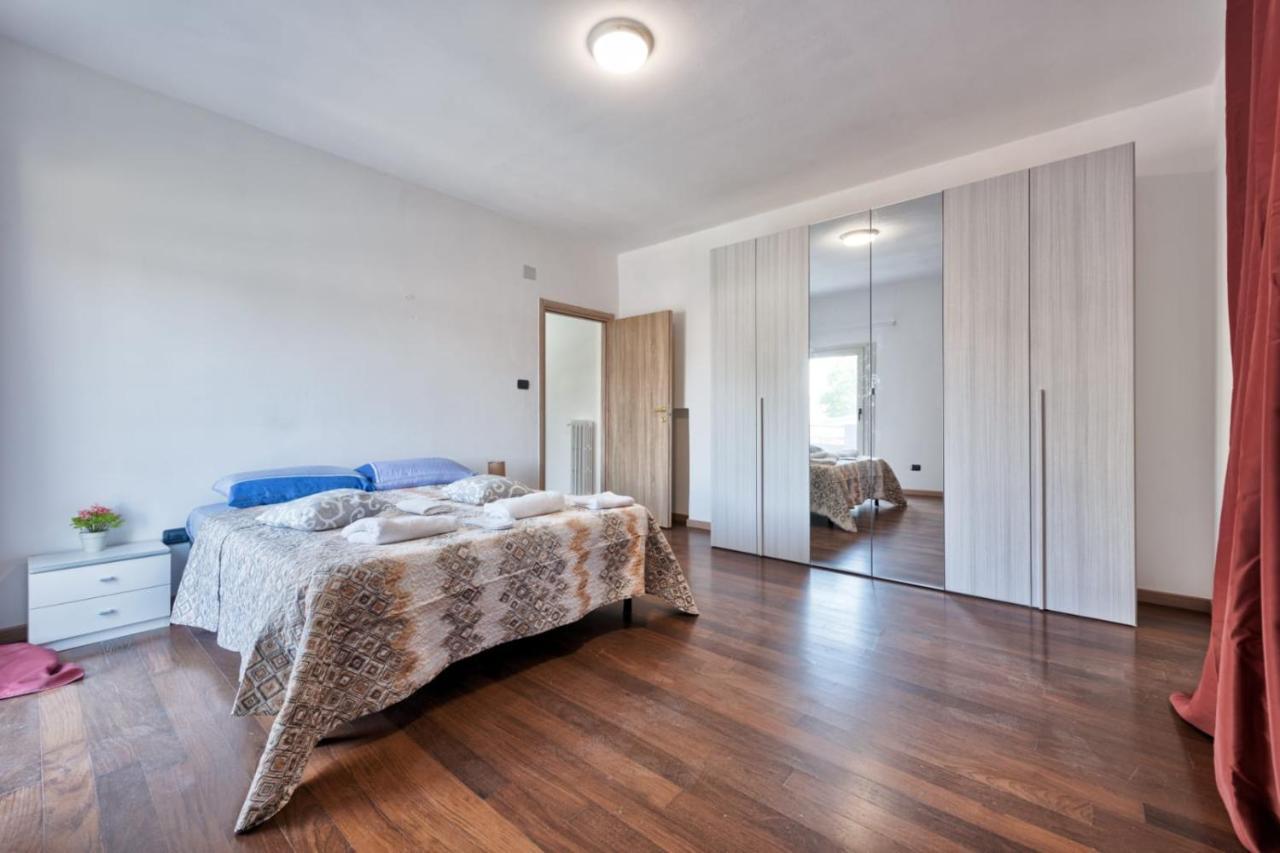 Venice H&S Apt Private Room With Ac & Tv Mestre Bagian luar foto