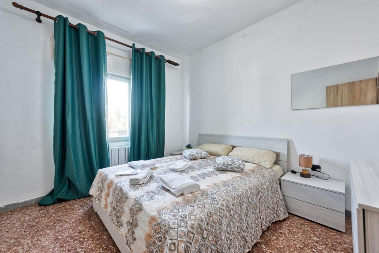 Venice H&S Apt Private Room With Ac & Tv Mestre Bagian luar foto