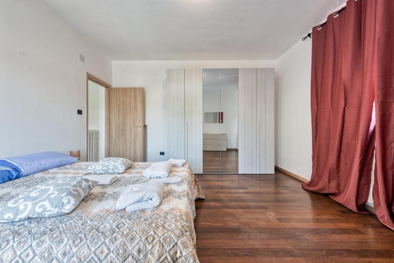 Venice H&S Apt Private Room With Ac & Tv Mestre Bagian luar foto